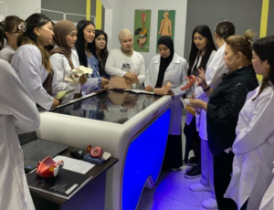 Интерактивный анатомический стол «Пирогов».